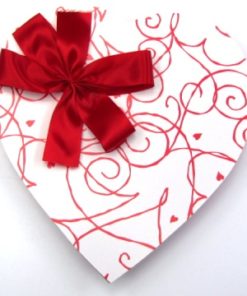 One Pound White With Bow Heart Shaped Box-0